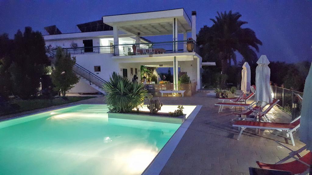 Вилла Agriturismo Donna Clementina Кастелланета-Марина Экстерьер фото
